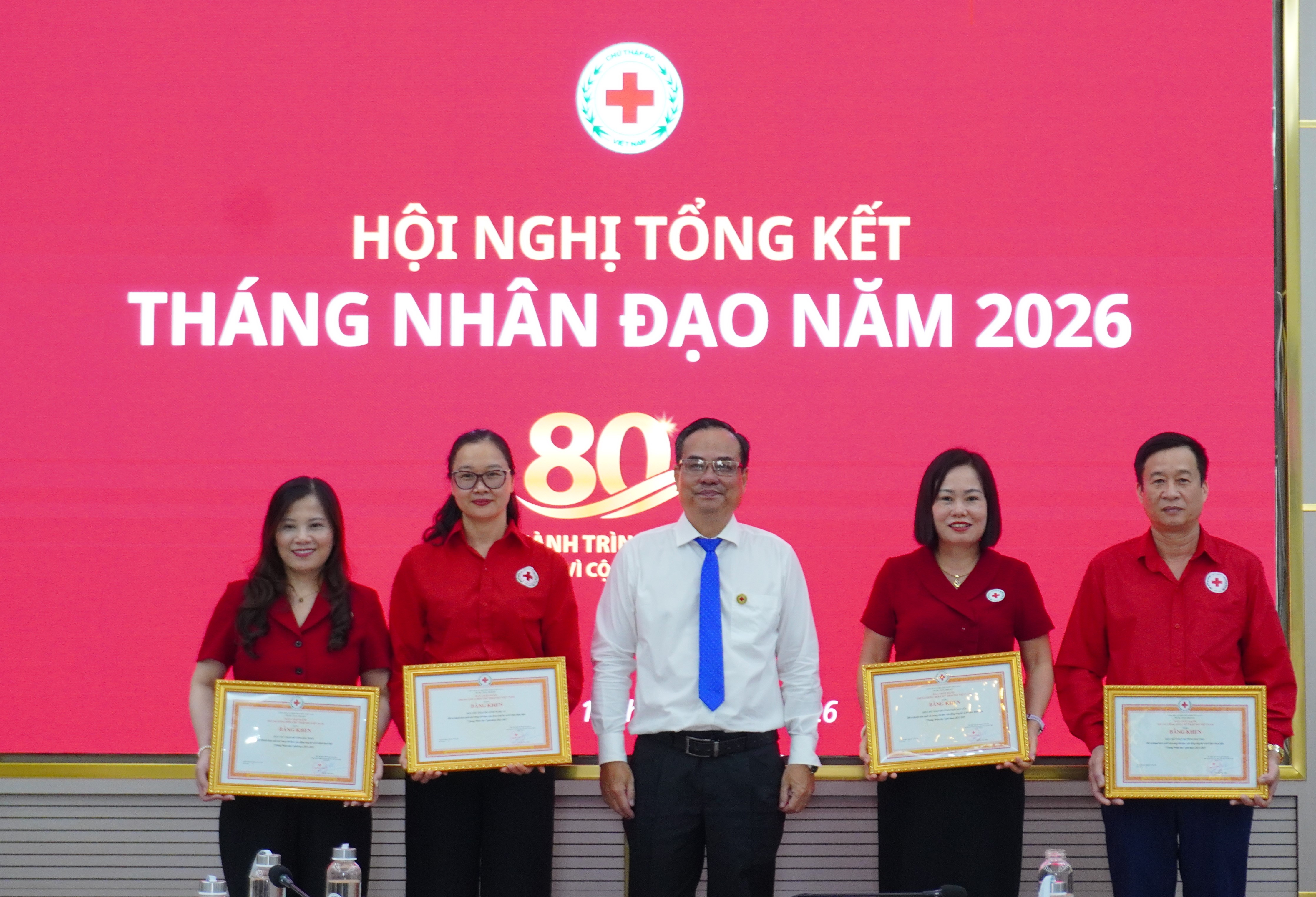 HỘI CHỮ THẬP ĐỎ VIỆT NAM