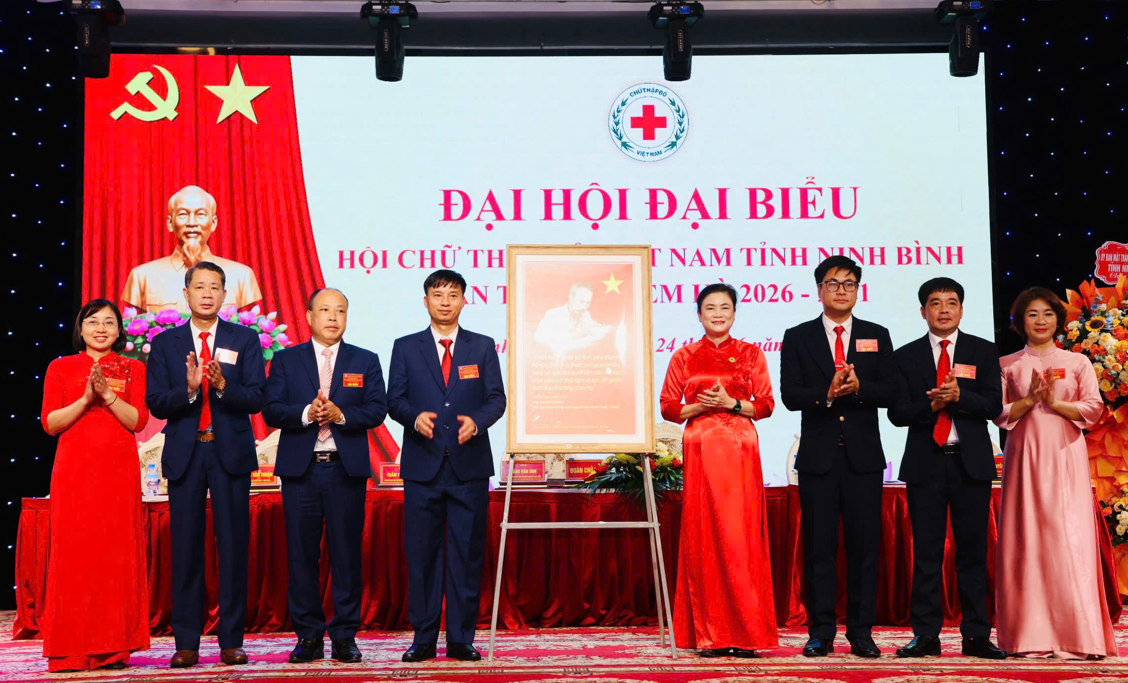 HỘI CHỮ THẬP ĐỎ VIỆT NAM