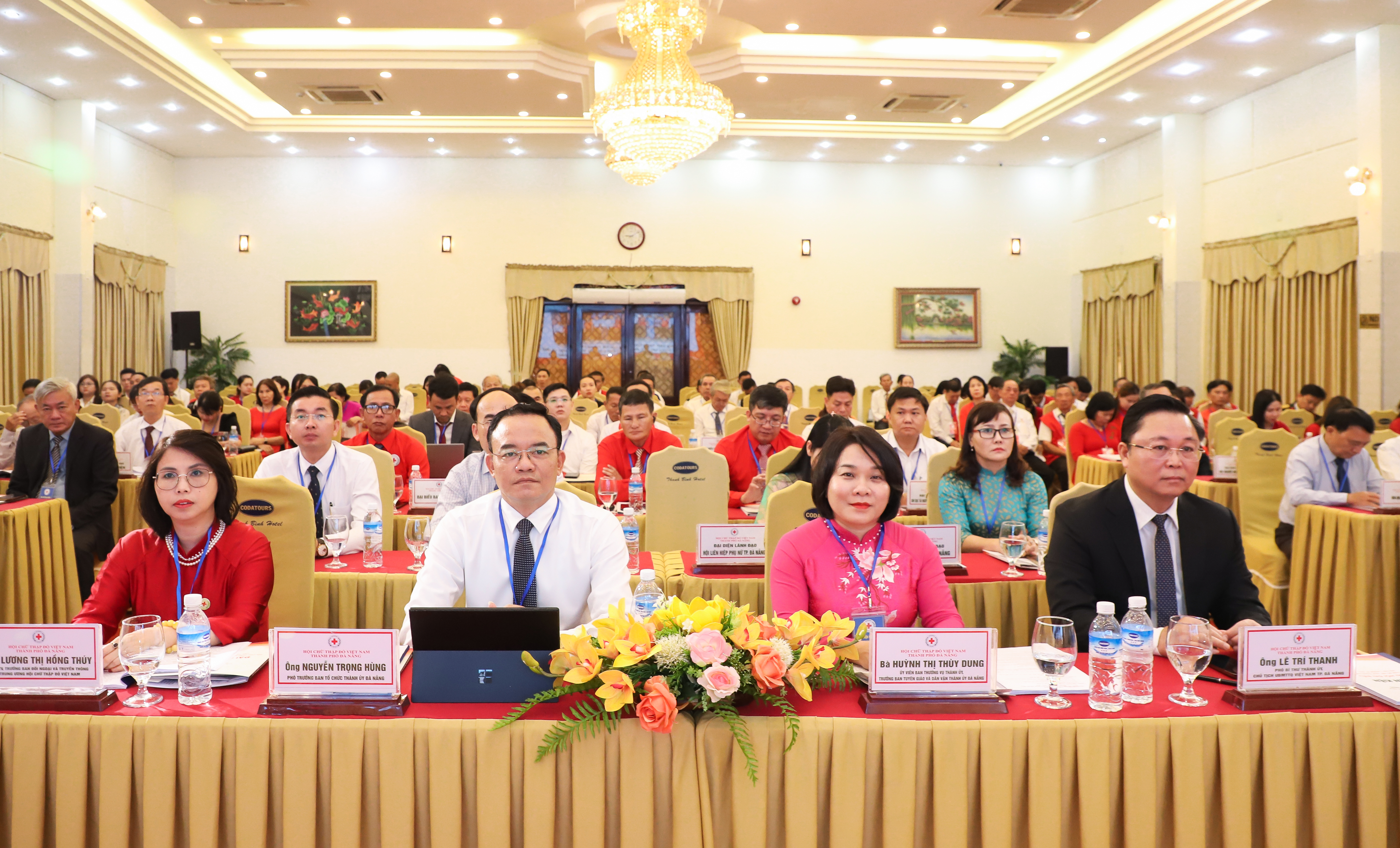 HỘI CHỮ THẬP ĐỎ VIỆT NAM
