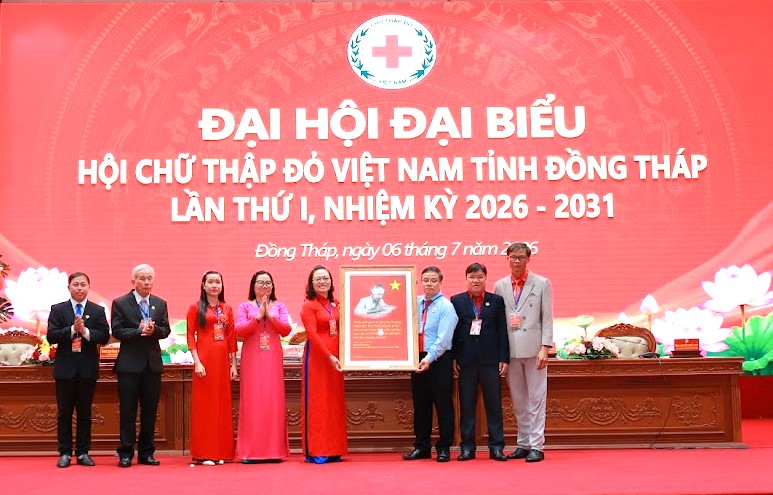 HỘI CHỮ THẬP ĐỎ VIỆT NAM
