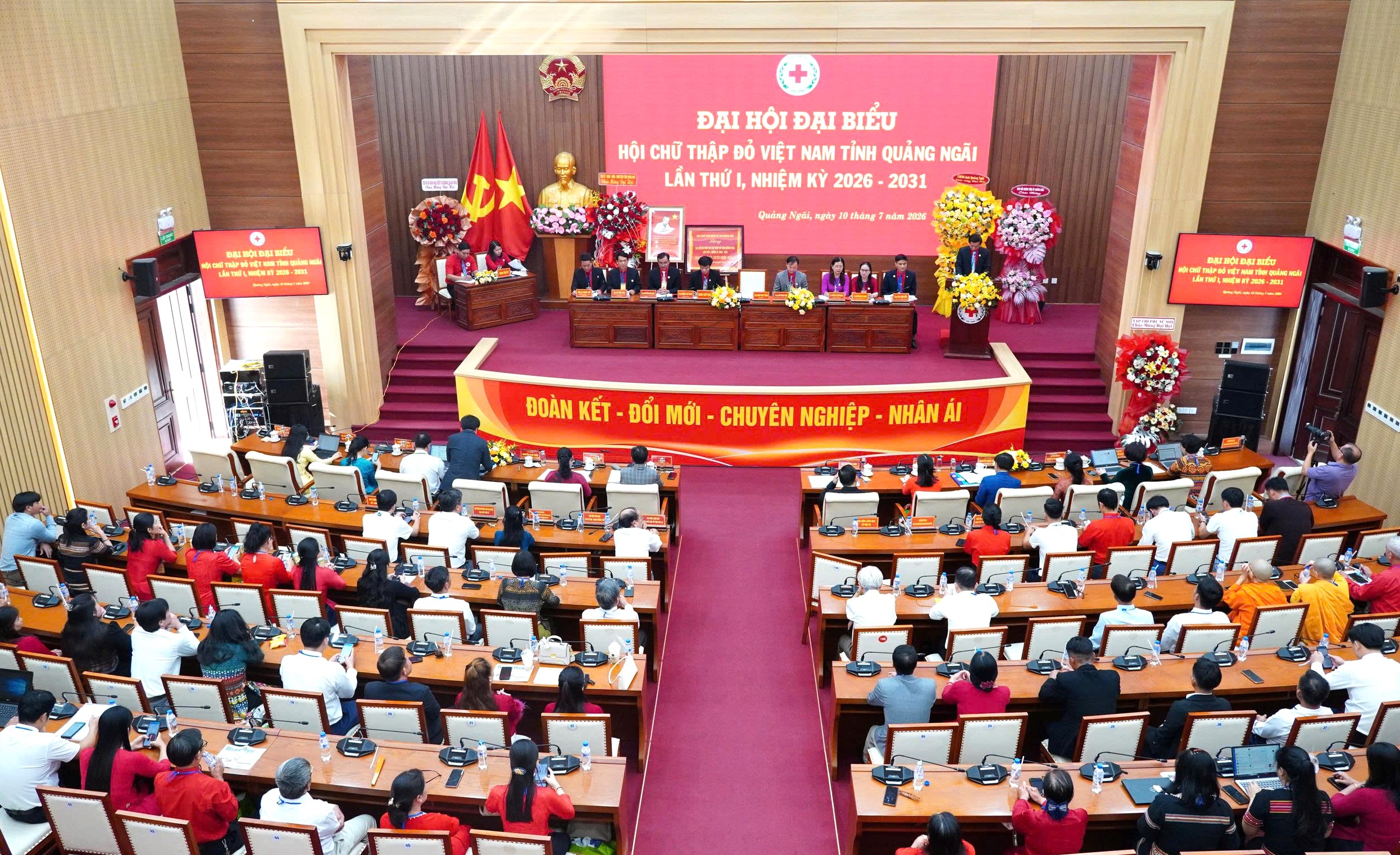 HỘI CHỮ THẬP ĐỎ VIỆT NAM