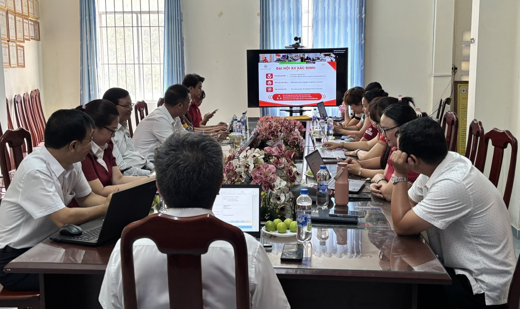 HỘI CHỮ THẬP ĐỎ VIỆT NAM